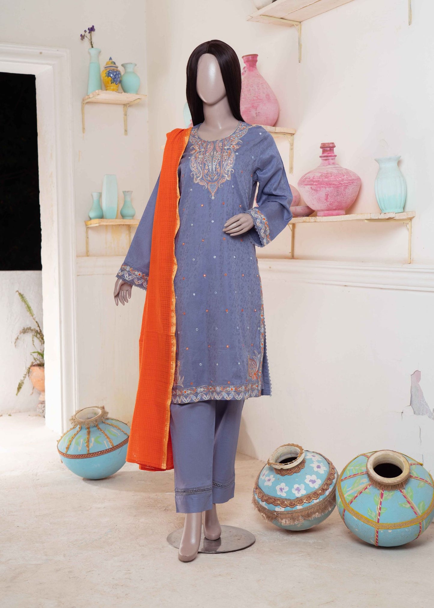 3 Pc Embroidered Lawn Suit